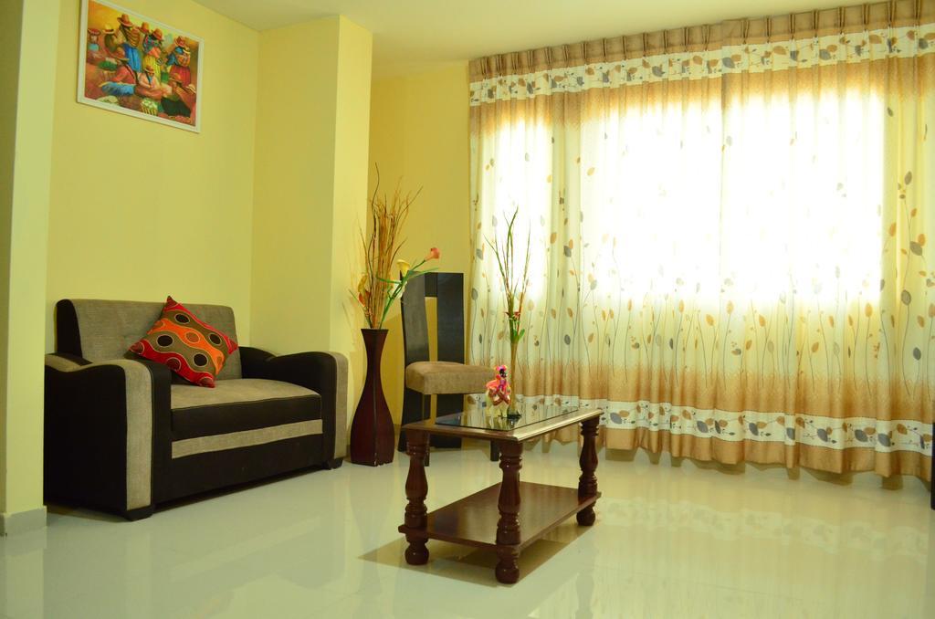 Rosenverg B&B Tours Lima Zewnętrze zdjęcie