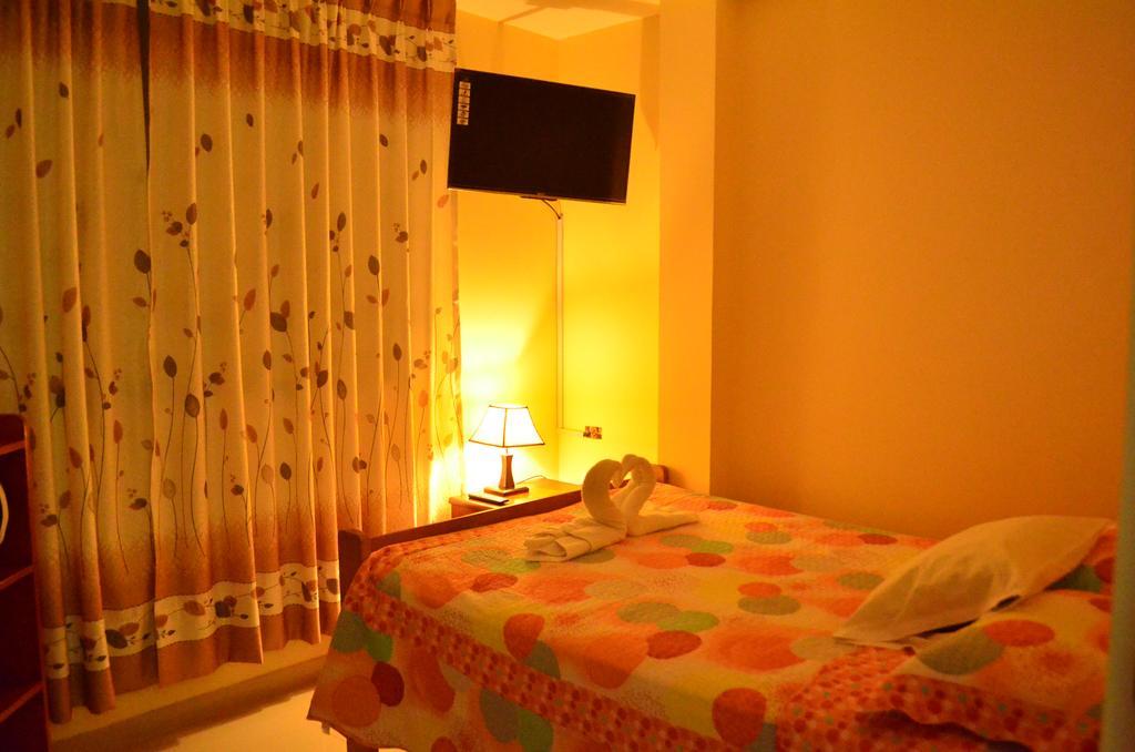 Rosenverg B&B Tours Lima Zewnętrze zdjęcie
